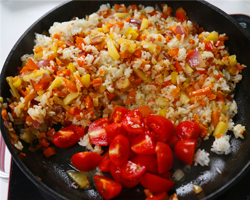 皮酥肉嫩的圣誕烤雞的做法步驟：5