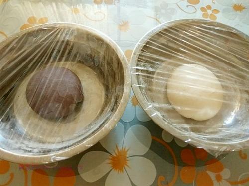 金錢(qián)黑米面豆沙包的做法