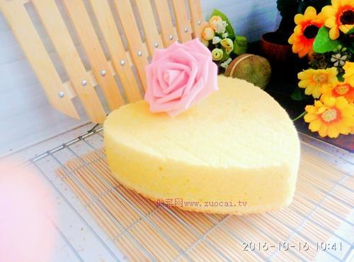 八寸戚風(fēng)心型蛋糕的做法