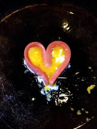 火腿愛(ài)心煎蛋