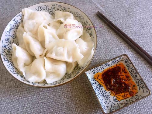 豬肉蒜苗餃子的做法