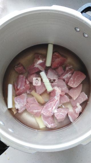 #ACA烘焙明星大賽#~原味肉松的做法步驟：2