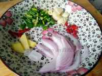 雞肉胡蘿卜燜飯的做法步驟3