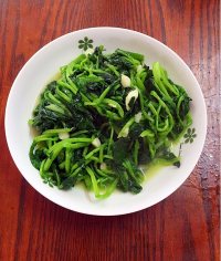 蒜蓉炒菠菜的做法步驟8