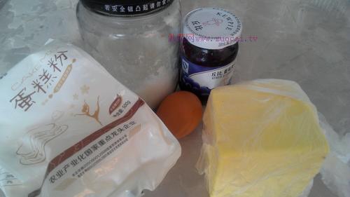 藍(lán)莓醬小餅干的做法