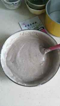 酸奶黑米戚風(fēng)蛋糕的做法步驟13