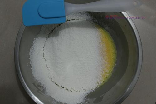 6寸戚風(fēng)蛋糕的做法