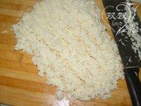 蓮藕團(tuán)圓丸兒的做法步驟3