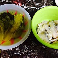 酸辣嫩滑的【酸菜魚】的做法圖解1