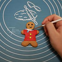 預(yù)熱圣誕姜餅嘍!糖霜和翻糖造型一次教你三款的做法圖解30