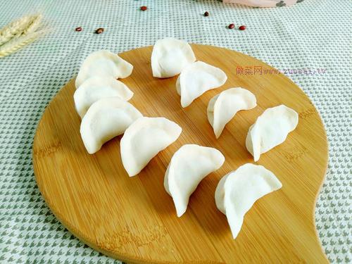 白菜豬肉餡餃子的做法