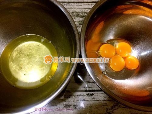 藍(lán)莓蛋糕卷的做法