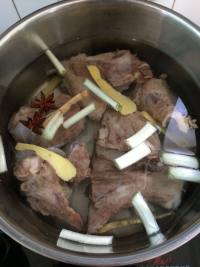 棒子骨湯面的做法步驟5