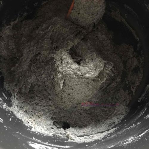 奶香黑芝麻發(fā)糕的做法