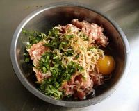 魚香白菜卷的做法步驟3