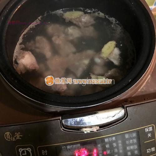 排骨蘿卜湯的做法