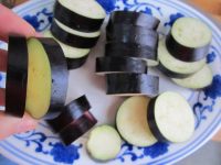 魚(yú)香茄盒的做法步驟4