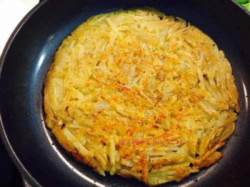 芝士土豆絲披薩的做法