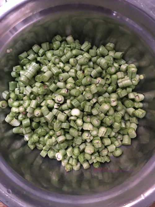 豆角胡蘿卜肉包的做法