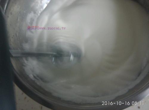 八寸戚風(fēng)心型蛋糕的做法