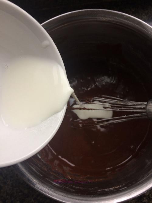 松軟的巧克力布郎尼蛋糕的做法