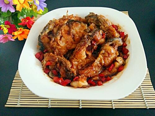 糖醋鯉魚(yú)段的做法