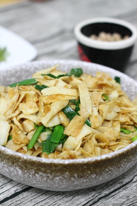 傳統(tǒng)小吃炒豆絲的做法