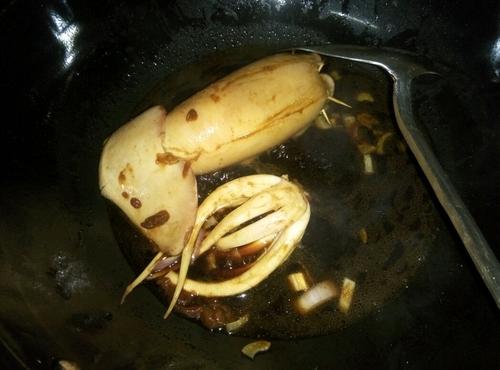 魷魚包飯的做法