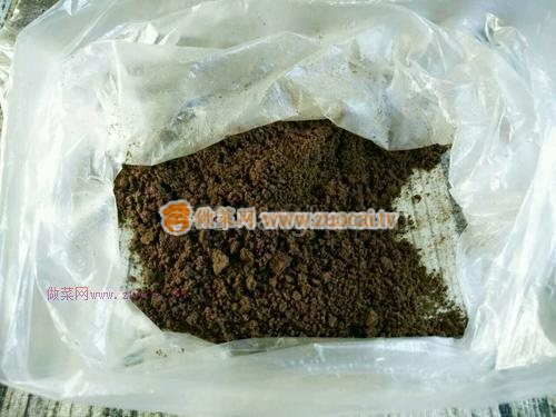 黃桃木糠杯的做法