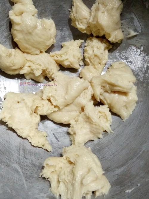 一次發(fā)酵的中種愛(ài)心小餐包的做法