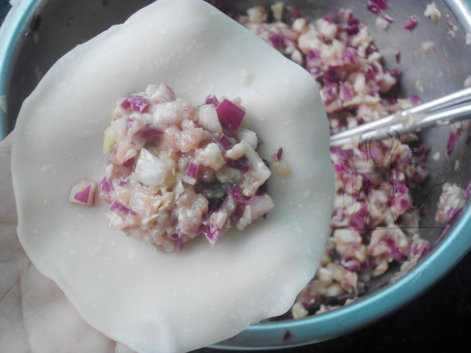 白菜紫甘藍(lán)豬肉餃子