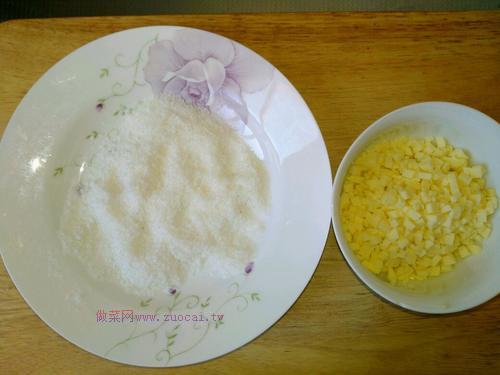 椰香拉絲土豆球的做法