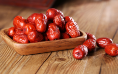 冬棗和紅棗哪個(gè)熱量高 冬棗和紅棗的區(qū)別