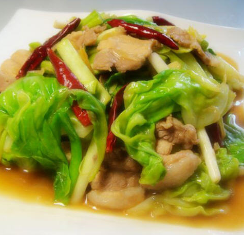 干鍋手撕包菜的家常做法