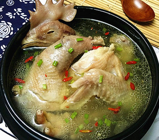 原味老母雞湯的家常做法
