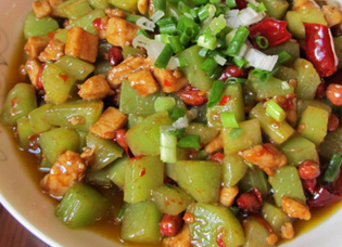 青筍花生雞丁的家常做法