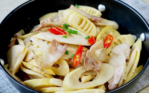 五花肉炒春筍的家常做法