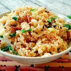 卷心菜燜飯（電壓鍋版）的做法