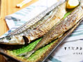 【干煎秋刀魚】的做法