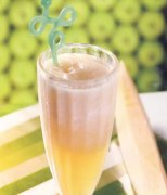 【哈密瓜奶昔的做法】吃哈密瓜奶昔會發(fā)胖嗎_哈密瓜奶昔的熱量