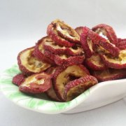 【焦山楂和山楂的區(qū)別】焦山楂怎么吃好_焦山楂的功效與作用