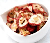 【自制山楂干】自制山楂干的方法_自制山楂干泡水好嗎