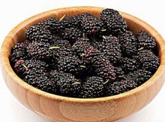 【桑葚怎么吃】桑葚的功效與作用_桑葚的吃法