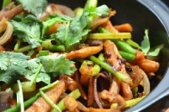 香辣墨魚干的家常做法