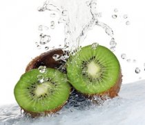 【獼猴桃怎么吃】獼猴桃的功效與作用_獼猴桃怎么催熟