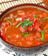 【牛腩燉柿子的做法】牛腩燉柿子的營(yíng)養(yǎng)價(jià)值_牛腩燉柿子的注意事項(xiàng)