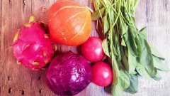 再挑剔的小孩也無法拒絕！彩色蔬果面的做法