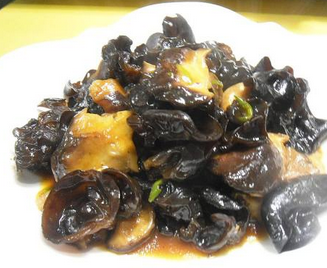 香菇燒木耳的農(nóng)家常做法