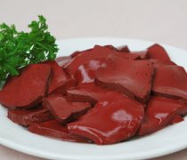 【豬血的營(yíng)養(yǎng)價(jià)值】豬血的功效與作用
