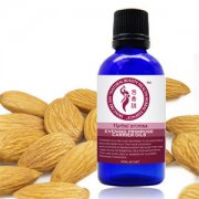 【杏仁油】杏仁油是什么_杏仁油的營(yíng)養(yǎng)價(jià)值